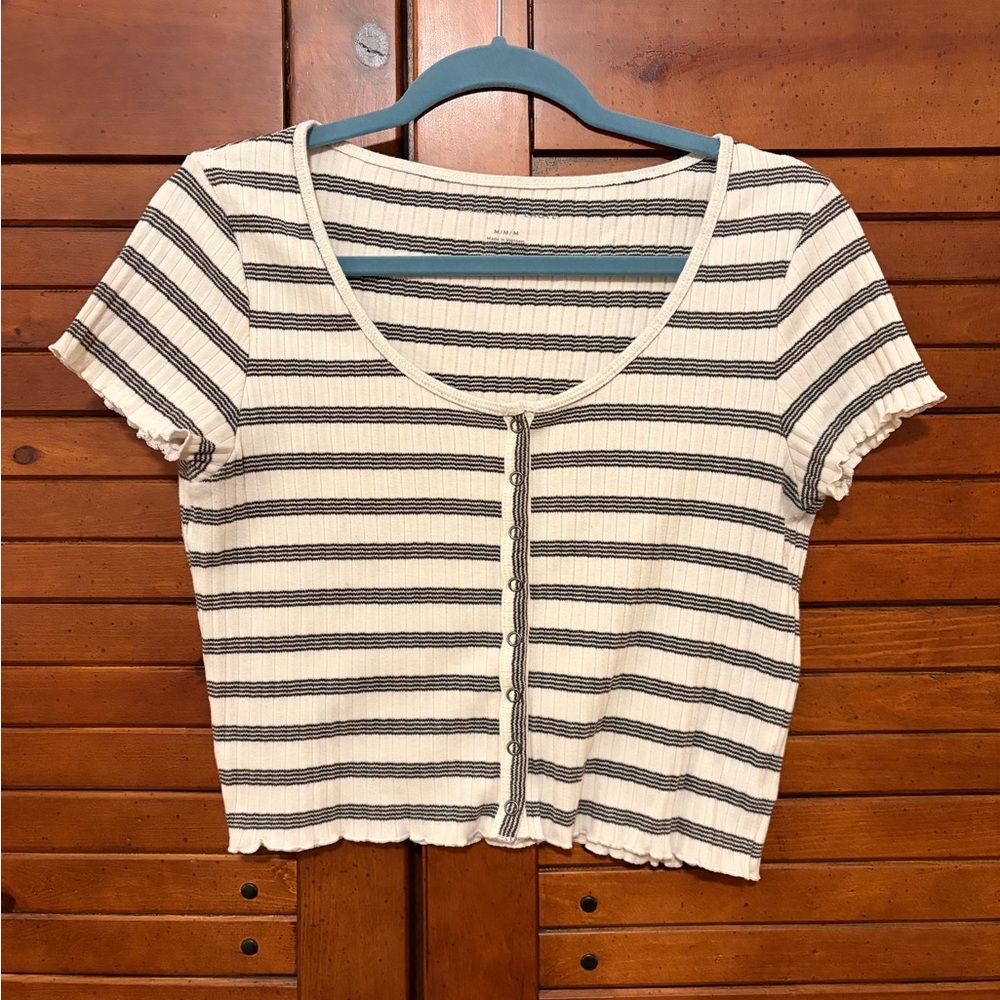 American Eagle Stripped Baby Tee Size Medium